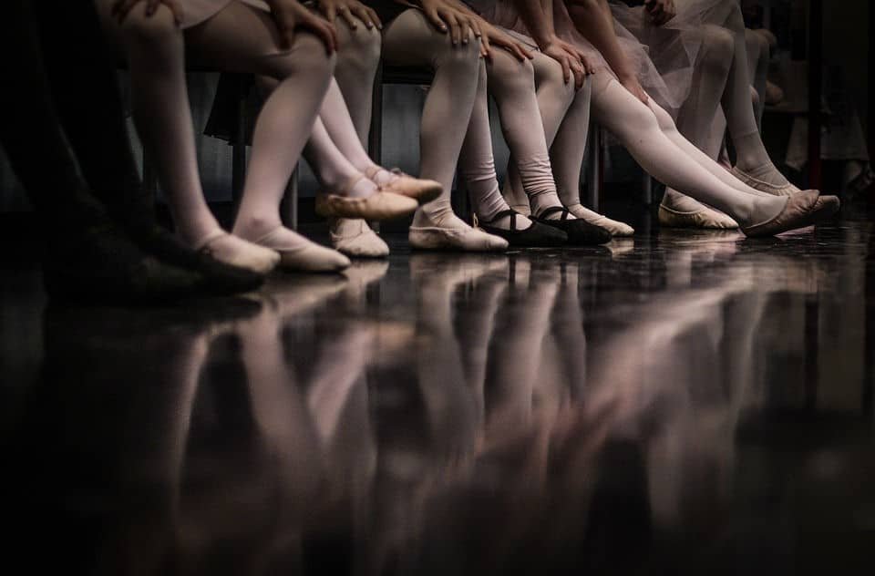 friendship: ittle ballerinas in their slippers...